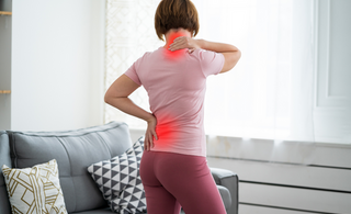 Mugurkaula skriemeļu osteoporotiski lūzumi - kā risināt?