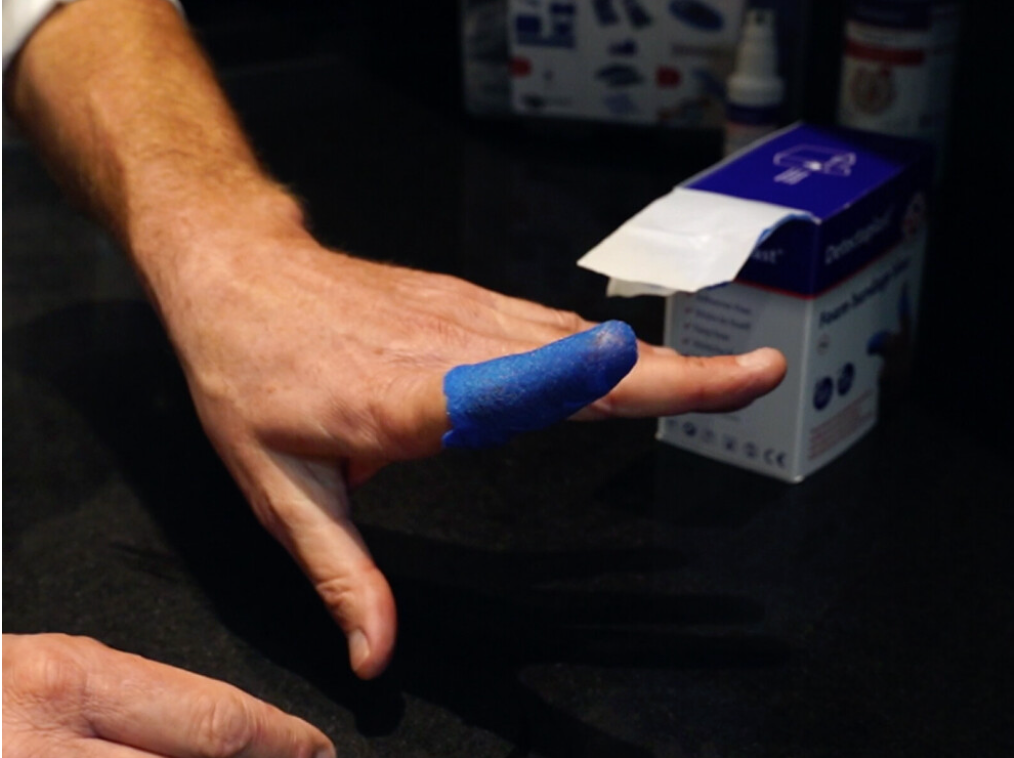 Soft foam bandage, blue